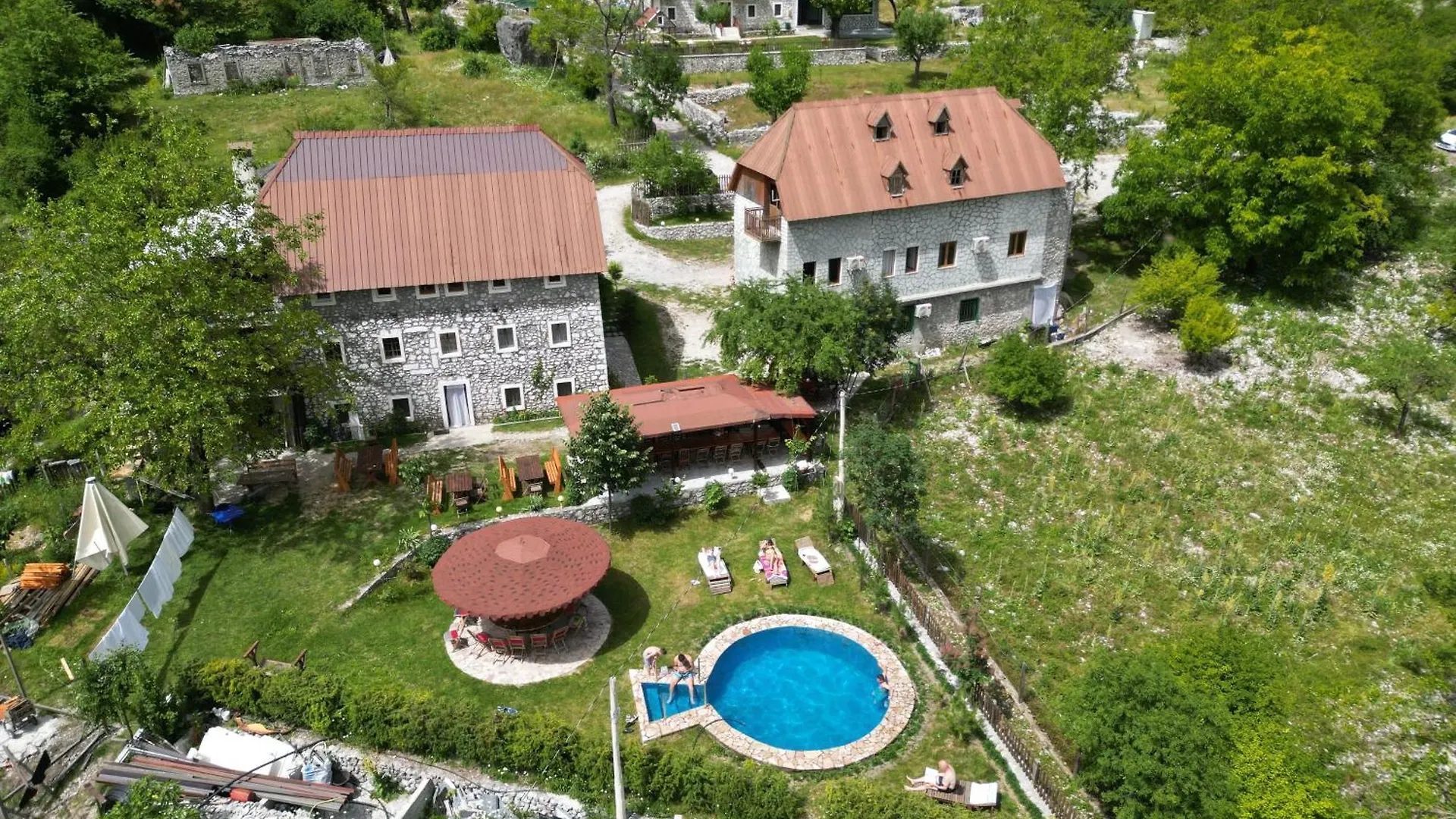 Bed & Breakfast Guest House Prek Bjeshka Theth